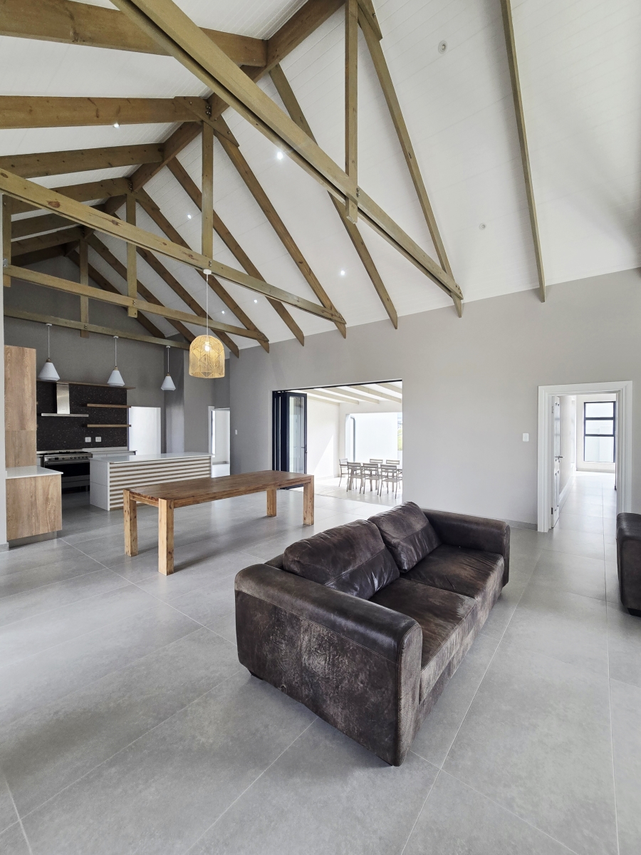 3 Bedroom Property for Sale in Kingswood Golf Estate Western Cape
